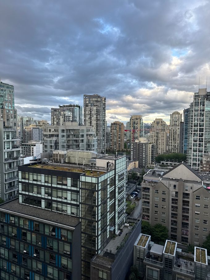 1252 Hornby St, Vancouver, BC V6Z 1W2, Canada